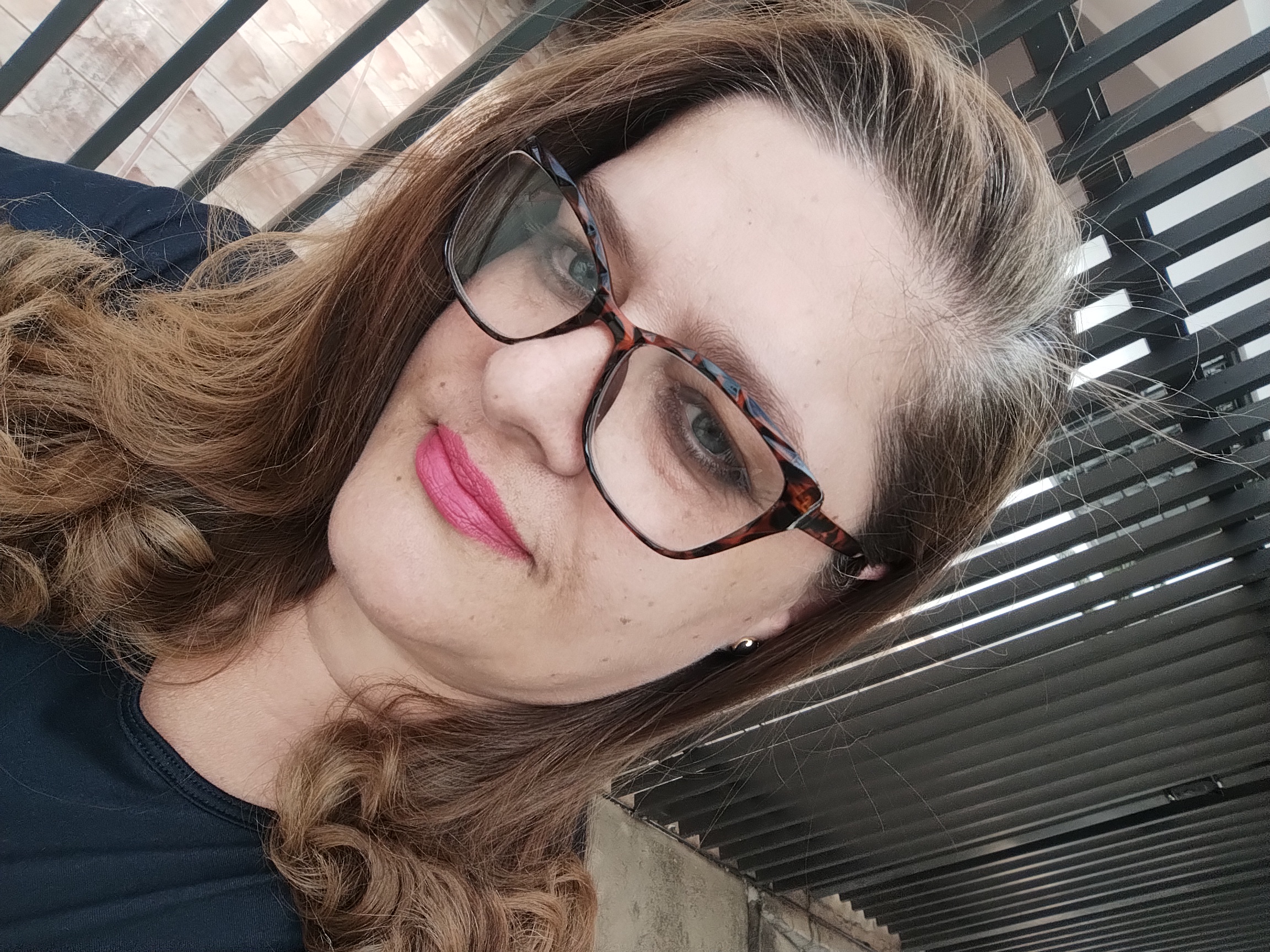 HELENICE LENDRA LAPELUCCI SAVEGNAGO